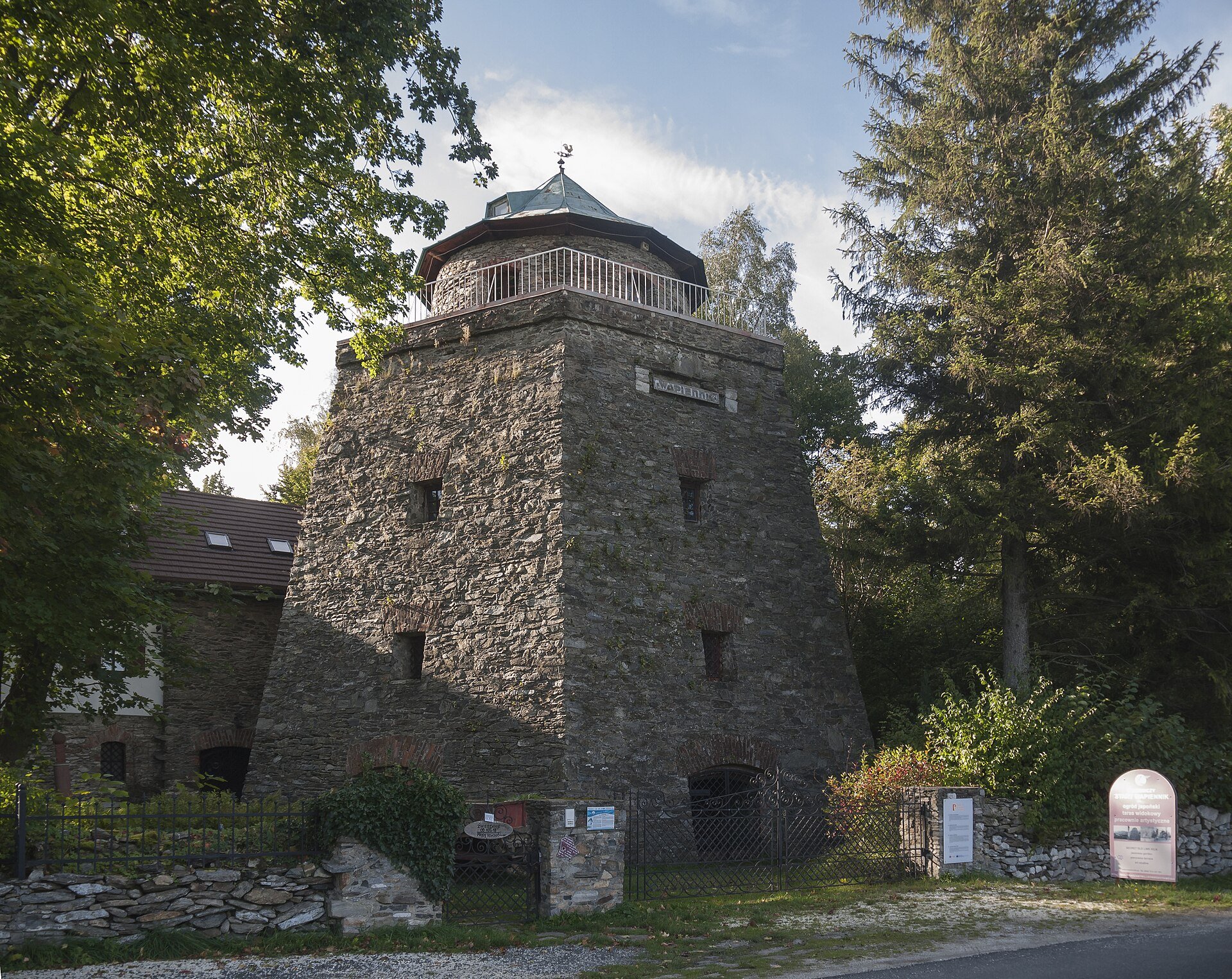 Fot. Jacek Halicki / CC BY-SA 3.0 pl / Wikimedia Commons